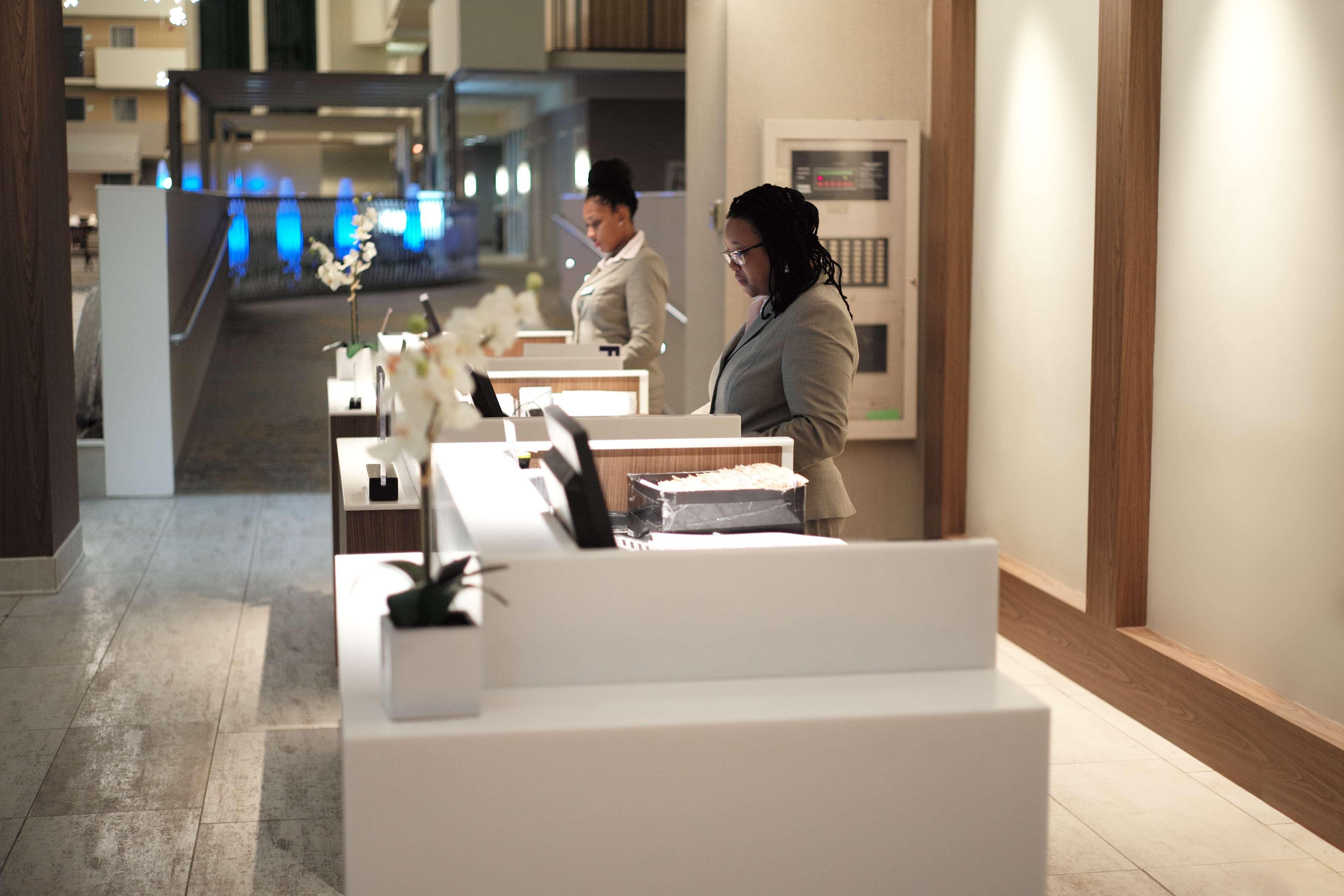Embassy Suites By Hilton Memphis East Germantown Area Extérieur photo